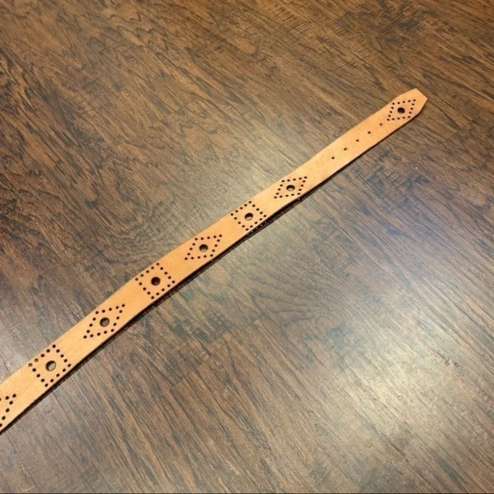 Brown Leather Belt with Brass Hardware Size Medium - Picture 6 of 14